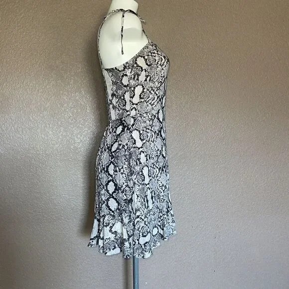 Express snakeskin print dress size small - Picture 2 of 7